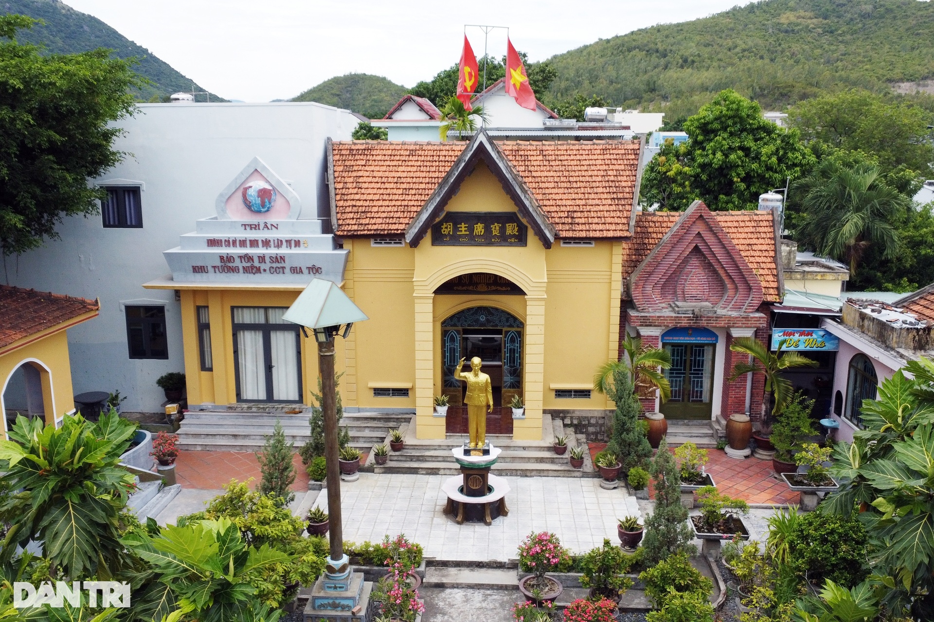 Người cựu chiến binh xây dựng Khu tưởng niệm Chủ tịch Hồ Chí Minh - 1 Người cựu chiến binh xây dựng Khu tưởng niệm Chủ tịch Hồ Chí Minh - 1