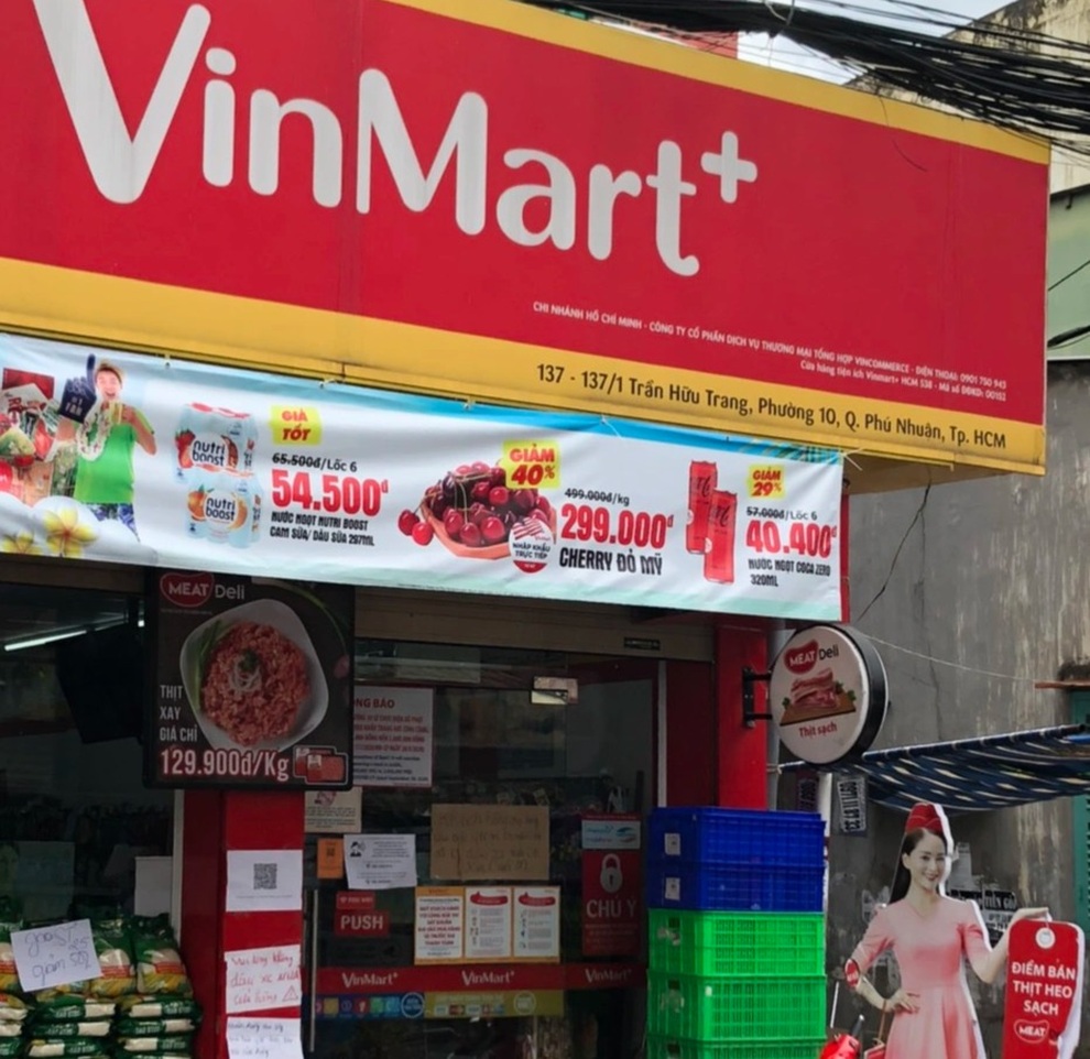 Phát hiện 4 cửa hàng Vinmart+ có dấu hiệu không niêm yết giá bán hàng - 1 Phát hiện 4 cửa hàng Vinmart+ có dấu hiệu không niêm yết giá bán hàng - 1