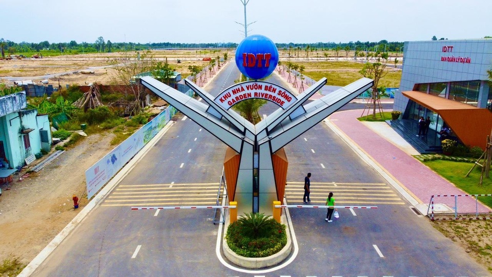 Đất nền có sổ đỏ dưới 2 tỷ đồng tại các khu vực vệ tinh TPHCM hút đầu tư - 2 Đất nền có sổ đỏ dưới 2 tỷ đồng tại các khu vực vệ tinh TPHCM hút đầu tư - 2