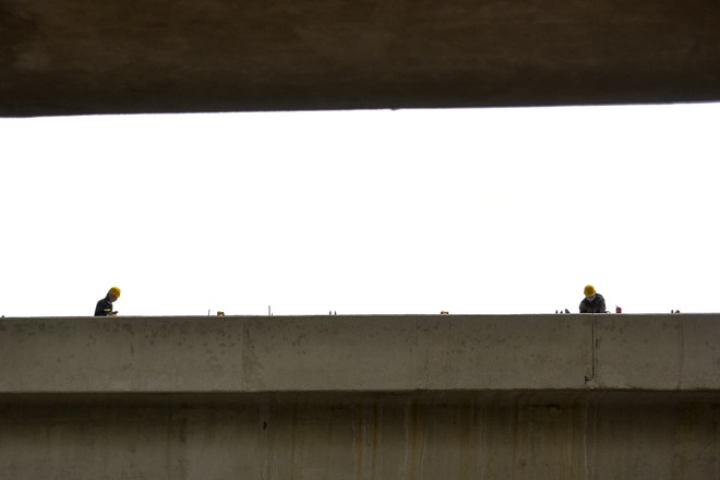 Đại công trường trên cao 9.400 tỷ xuyên đường cong mềm mại ở Hà Nội - 21