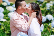 Ngắm ban công đầy hoa trong căn hộ của vợ chồng MC Hoàng Linh