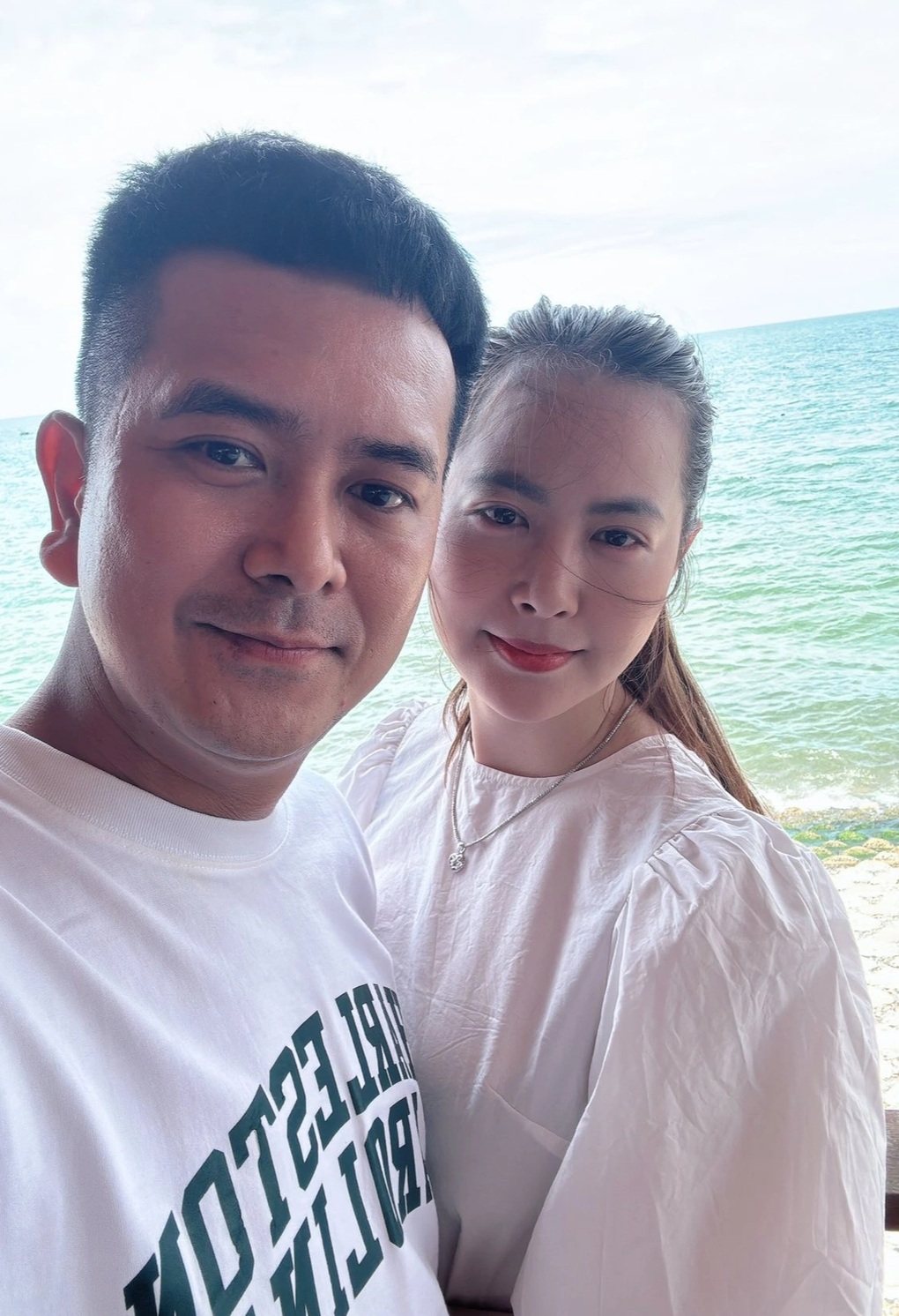 Hùng Thuận “Đất phương Nam” cưới lần 2, nên duyên nhờ mẹ mai mối - 2 Hùng Thuận “Đất phương Nam” cưới lần 2, nên duyên nhờ mẹ mai mối - 2