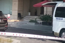 Người phụ nữ nước ngoài tử vong trước sảnh chung cư ở TPHCM