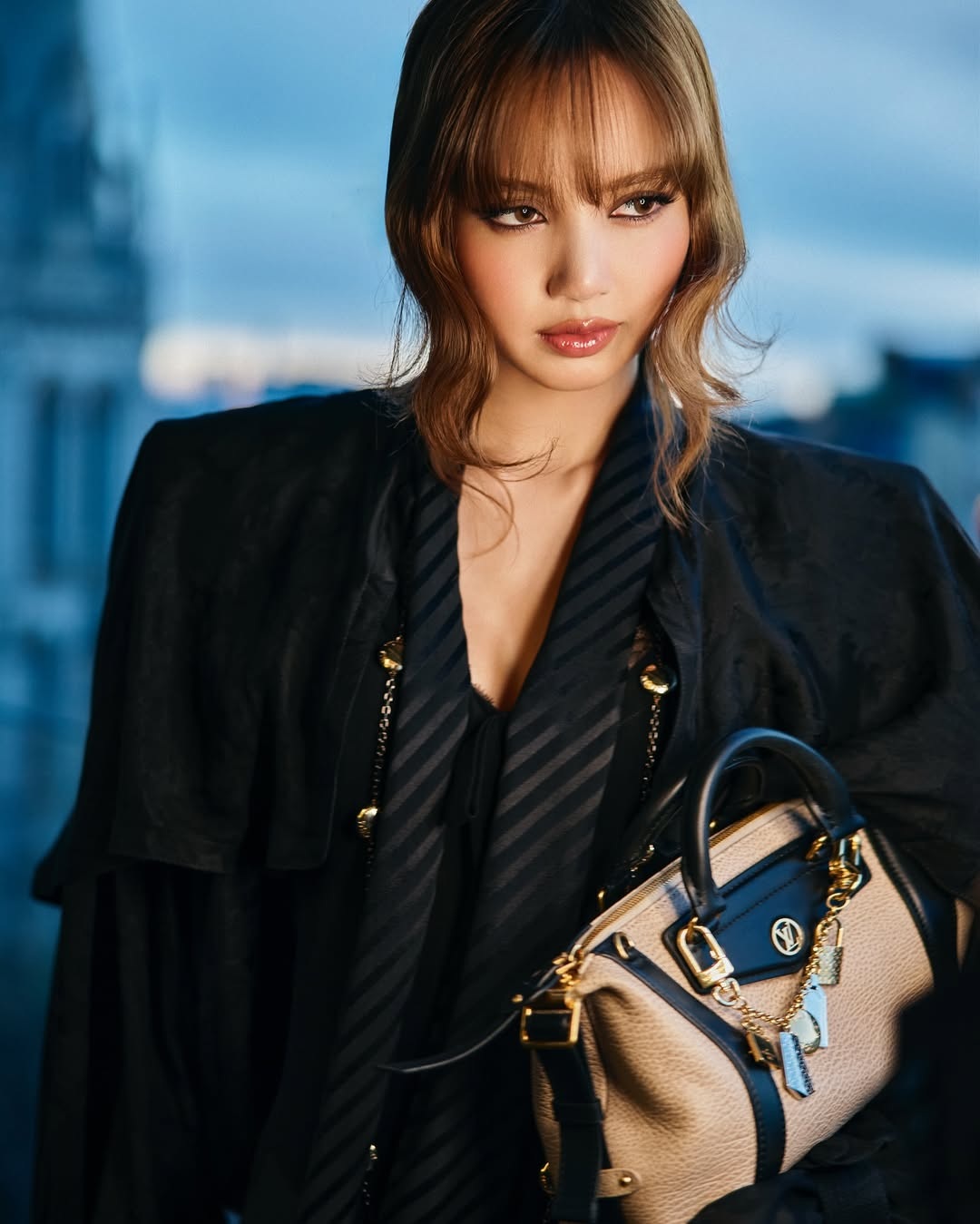 View - Rosé và Lisa (BlackPink) đối chọi phong cách ở Tuần lễ thời trang Paris | Báo Dân trí