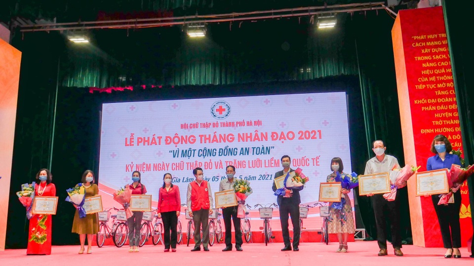Vinapharma - Group hưởng ứng Lễ phát động Tháng nhân đạo - 1 Vinapharma - Group hưởng ứng Lễ phát động Tháng nhân đạo - 1