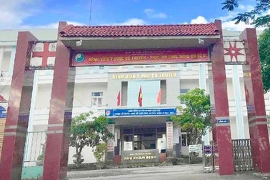 Giám đốc bệnh viện ở Kon Tum bị cách chức vì có con riêng