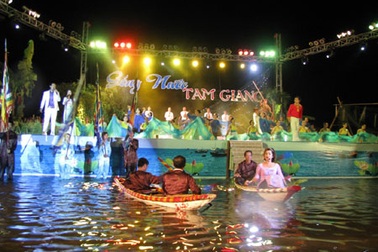 Rộn ràng Ngày hội Sóng nước Tam Giang 