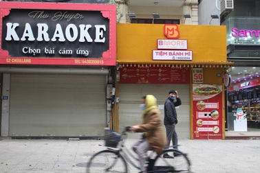 Dịch Covid-19 trở lại: Chủ quán kiệt sức, "ốm đòn" với khoản vay vốn làm ăn