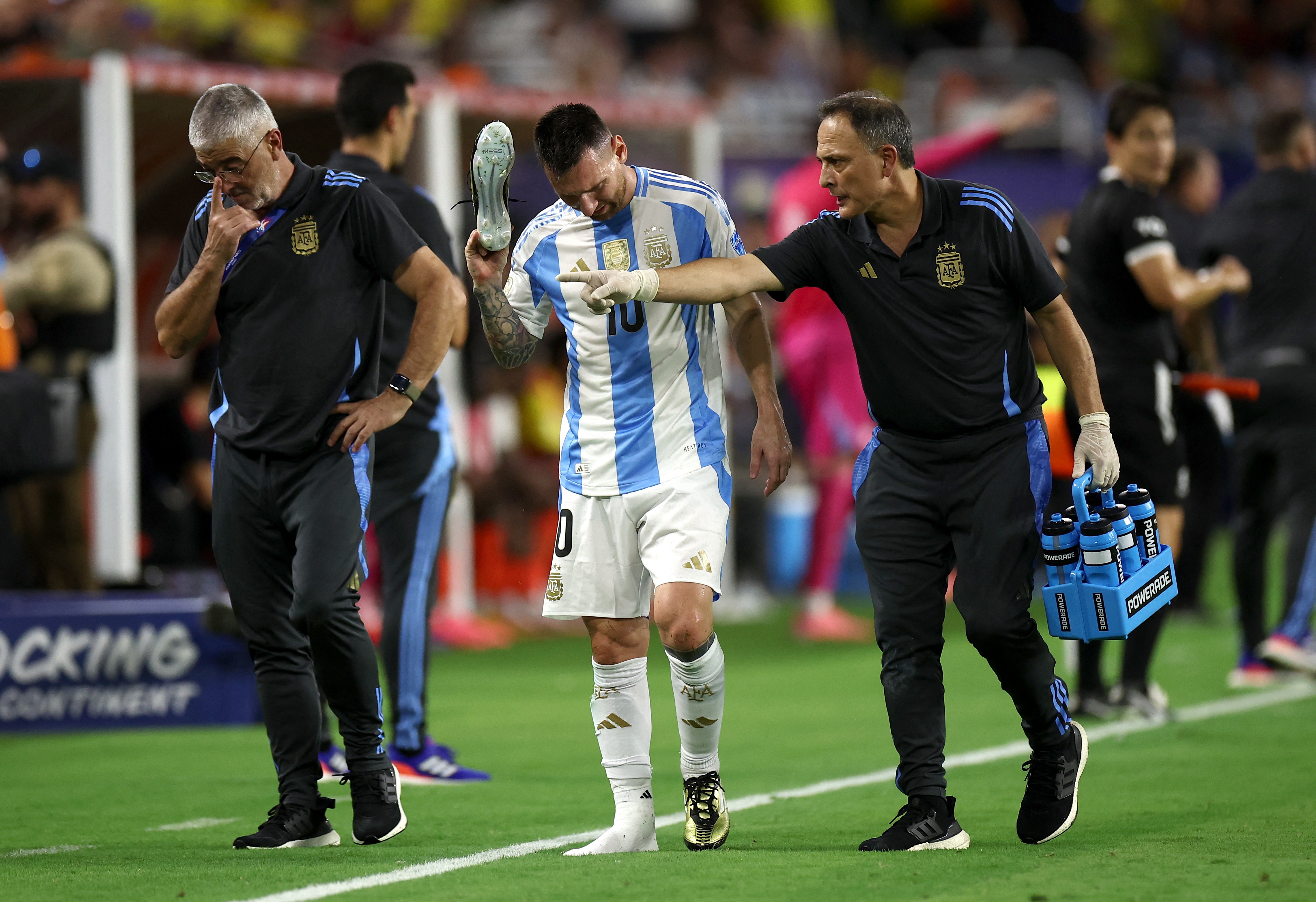 Messi rời sân ở phút 66 trong trận chung kết với Colombia nhưng Argentina vẫn vô địch Copa America 2024 (Ảnh: Reuters).