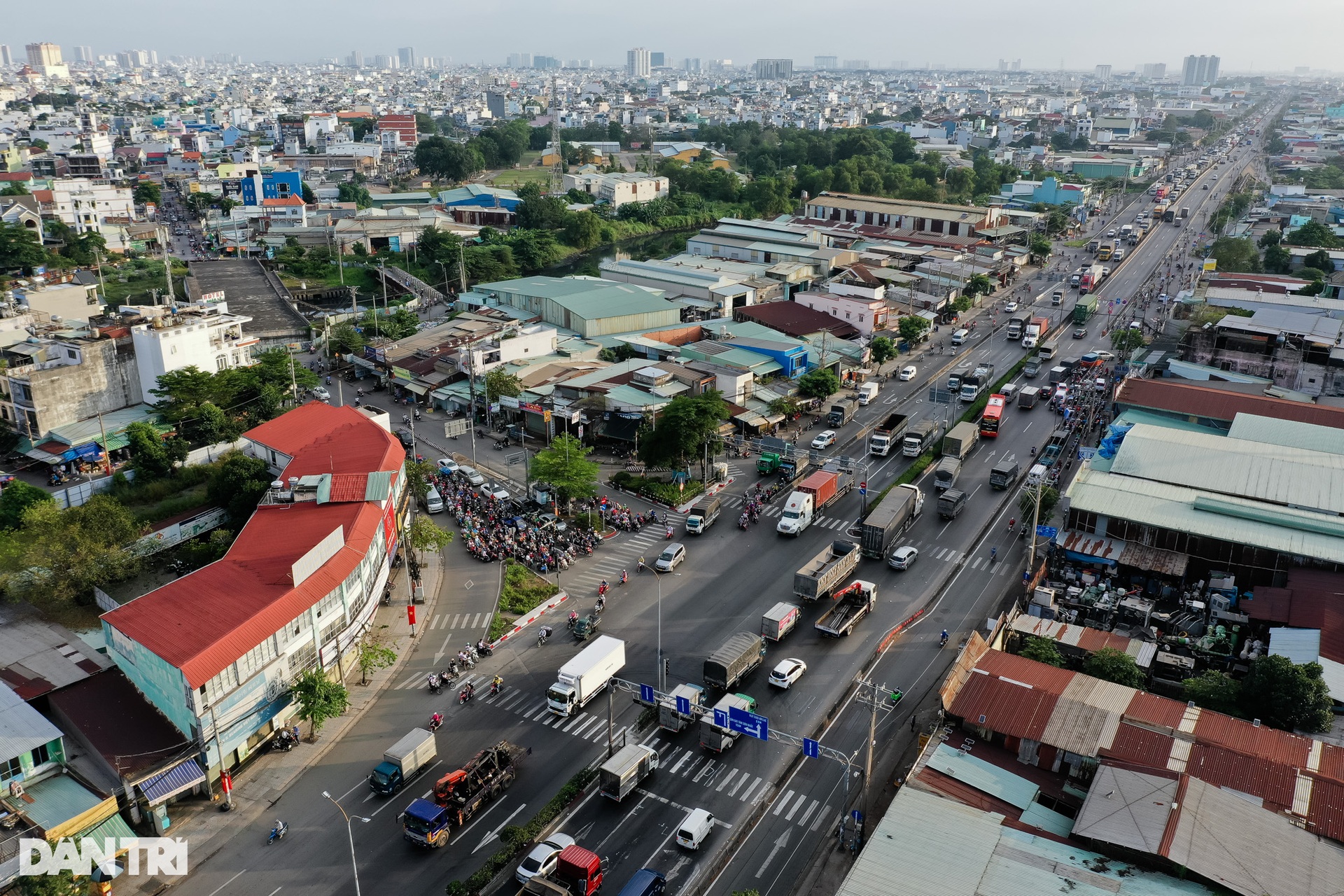 Điểm mặt 7 điểm đen tai nạn giao thông ở TPHCM - 9 Điểm mặt 7 điểm đen tai nạn giao thông ở TPHCM - 9