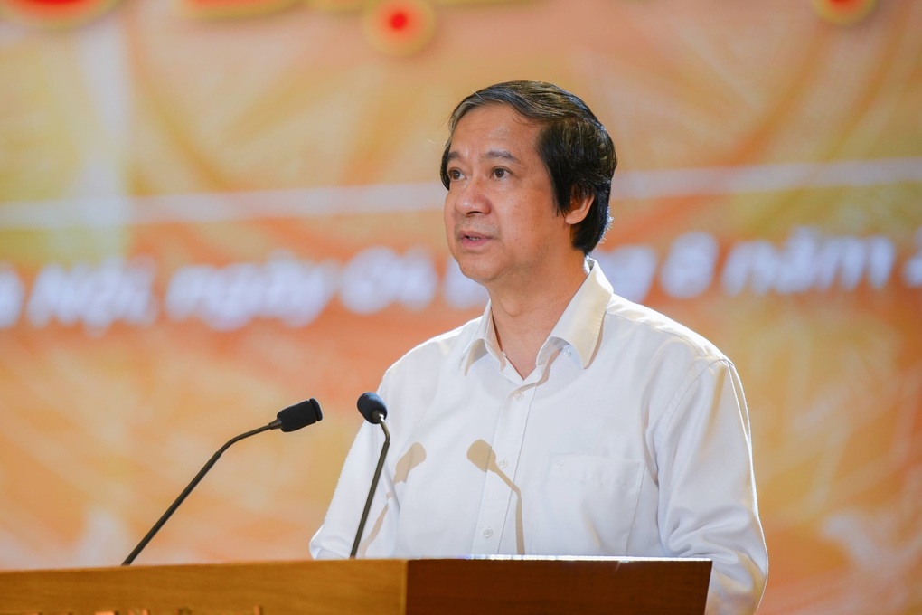 Nâng cao vai trò gương mẫu của nhà giáo trong xây dựng văn hóa học đường - 1 Nâng cao vai trò gương mẫu của nhà giáo trong xây dựng văn hóa học đường - 1