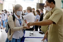 Bộ trưởng Campuchia: Virus corona “đầu hàng” nắng nóng