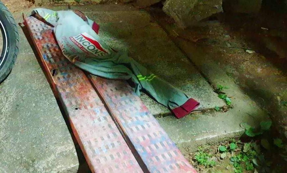 Nhét thi thể nam công nhân trong cốp xe rồi chở từ Đà Nẵng ra Huế - 2 Nhét thi thể nam công nhân trong cốp xe rồi chở từ Đà Nẵng ra Huế - 2