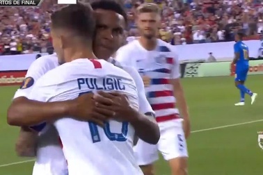 Đội tuyển Mỹ thắng nghẹt thở trước nhà vô địch King’s Cup Curacao