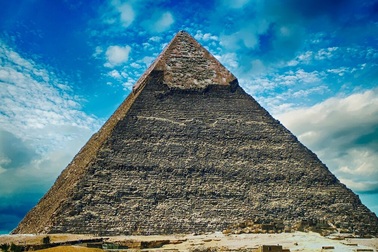 Đại kim tự tháp Giza còn mang nhiều bí mật chưa có lời giải