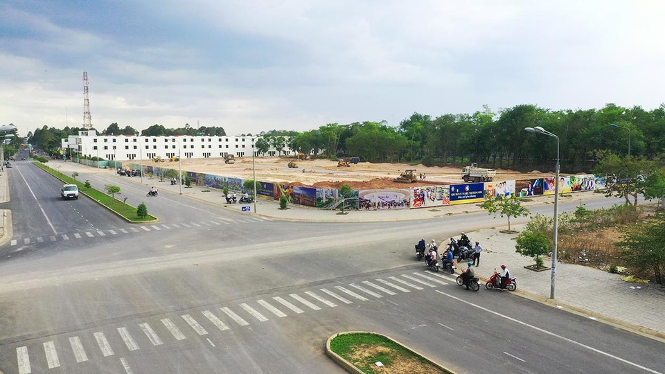 “Sóng ngầm” trên thị trường bất động sản Đồng Nai - 2 “Sóng ngầm” trên thị trường bất động sản Đồng Nai - 2
