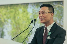 TS Trần Văn Công được Pháp trao Huân chương Hiệp sĩ Nghệ thuật và Văn học