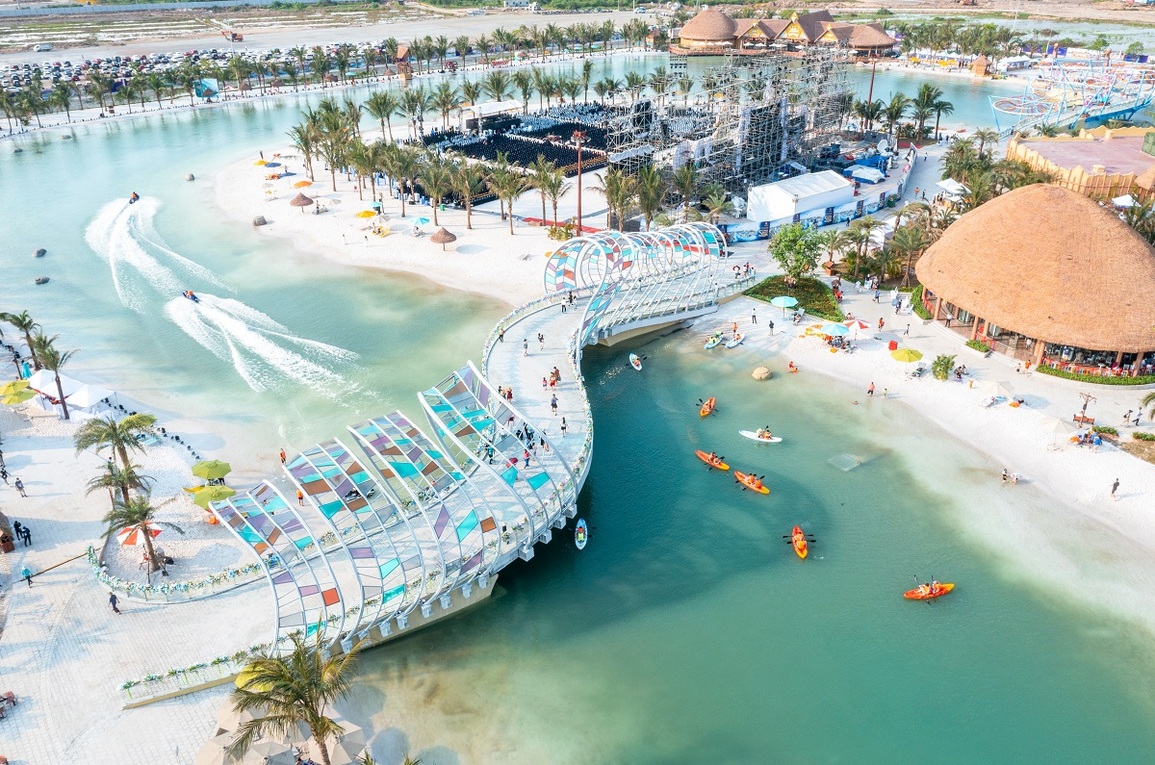 Cư dân Vinhomes Ocean Park 2: Chưa nhận nhà đã lên đồ đi lễ hội - 4 Cư dân Vinhomes Ocean Park 2: Chưa nhận nhà đã lên đồ đi lễ hội - 4