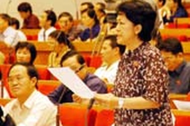 Khó xử lý tiêu cực trong cảnh sát giao thông