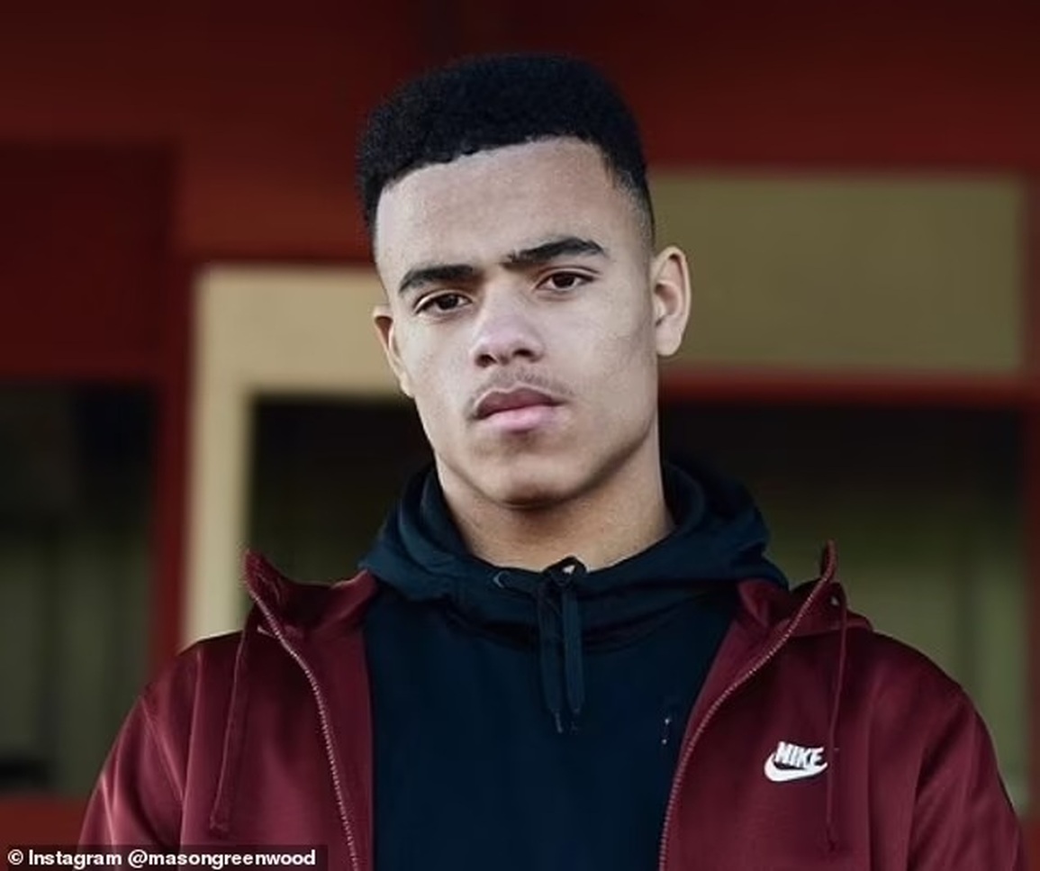 C.Ronaldo hủy kết bạn với Mason Greenwood sau vụ hiếp dâm tai tiếng - 3 C.Ronaldo hủy kết bạn với Mason Greenwood sau vụ hiếp dâm tai tiếng - 3