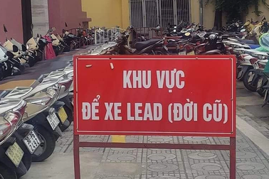 Xe Honda Lead đời cũ được xếp chỗ để riêng, cộng đồng bất ngờ trước lý do