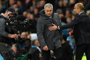 Pep Guardiola lật tẩy đòn tâm lý của Mourinho