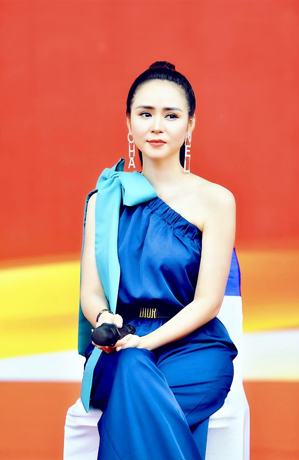 CEO Bùi Thanh Hương: Nữ doanh nhân cần thức tỉnh tìm lối đi riêng biệt - 1 CEO Bùi Thanh Hương: Nữ doanh nhân cần thức tỉnh tìm lối đi riêng biệt - 1