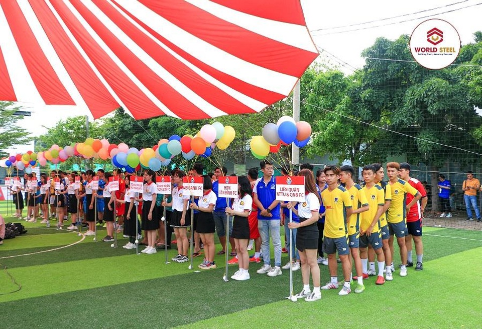 Khai mạc giải bóng đá Doanh nhân Quảng Nam phía Nam QNB 2021 - 3 Khai mạc giải bóng đá Doanh nhân Quảng Nam phía Nam QNB 2021 - 3