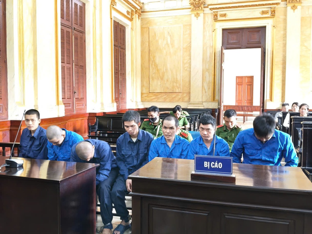 Một người tử vong sau hỗn chiến ở TPHCM, 2 bị cáo lĩnh án chung thân - 1 Một người tử vong sau hỗn chiến ở TPHCM, 2 bị cáo lĩnh án chung thân - 1