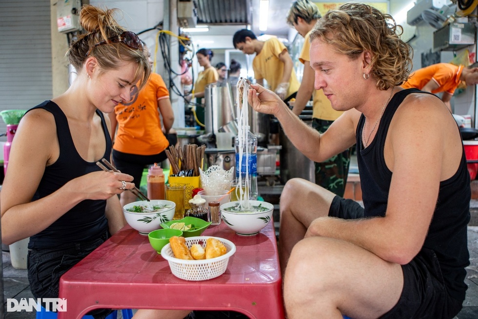 Nên đưa phở Nam Định hay phở Hà Nội quảng bá thế giới? - 4 Nên đưa phở Nam Định hay phở Hà Nội quảng bá thế giới? - 4