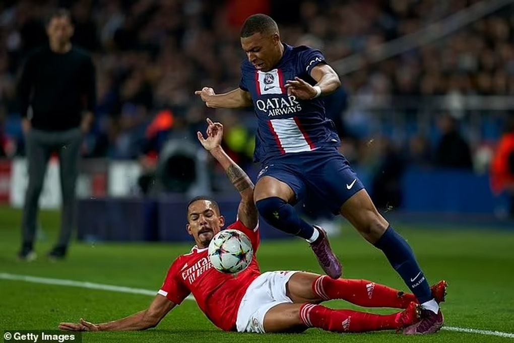 Phản ứng của HLV PSG trước tin Mbappe đòi ra đi - 2 Phản ứng của HLV PSG trước tin Mbappe đòi ra đi - 2