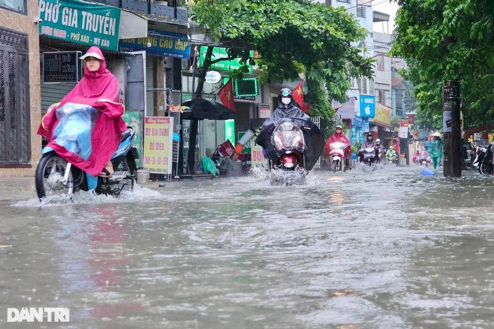 Nhiều nơi ở Bắc Bộ mưa rất to, có nơi trên 300mm - 1 Nhiều nơi ở Bắc Bộ mưa rất to, có nơi trên 300mm - 1