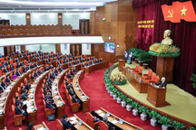 Bộ Chính trị giới thiệu Quốc hội phê chuẩn chức danh Bộ trưởng GTVT, Y tế