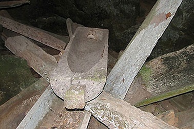 Kỳ bí hang “quan tài” ở Thanh Hóa