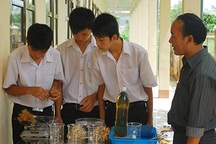 4 thầy trò ở Sóc Trăng sẽ lên đường thi tài tại Thụy Điển