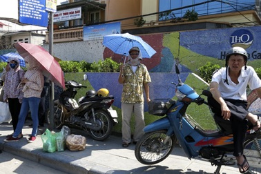 Nắng nóng lan khắp miền Bắc, miền Trung, hướng tới đỉnh nhiệt 40 độ