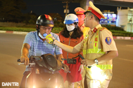 Một đêm CSGT Đồng Nai phạt 40 trường hợp vi phạm nồng độ cồn ở TP Biên Hòa