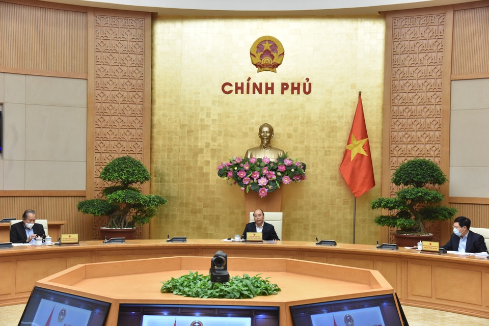 Thủ tướng: Xem xét việc tiếp tục hay dừng cách ly xã hội sau ngày 15/4 - 1 Thủ tướng: Xem xét việc tiếp tục hay dừng cách ly xã hội sau ngày 15/4 - 1