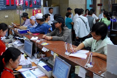 Vốn ngân hàng đổ mạnh vào trái phiếu