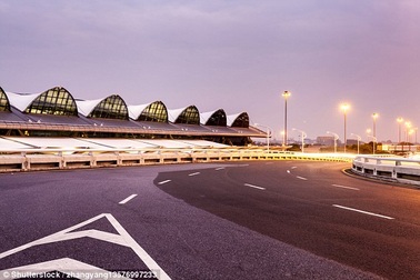 Sân bay Trung Quốc mở làn xếp hàng riêng cho nam giới