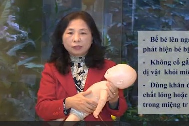 Cách xử trí khi trẻ hóc dị vật