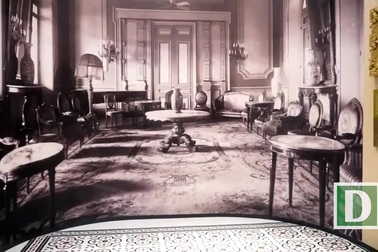 GS Sử học Eaward Miller nói về những điểm nhấn trong những phần thông tin mà ông đã hỗ trợ cho cuộc triển lãm