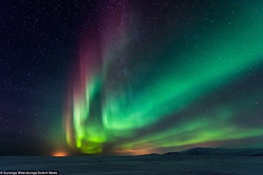 Ngắm vẻ rực rỡ mà huyền bí của Bắc cực quang