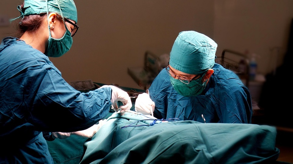 Nuôi lớn lá gan lành để cắt khối u ác tính to như quả bưởi - 1 Nuôi lớn lá gan lành để cắt khối u ác tính to như quả bưởi - 1