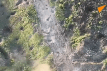 Nga dồn dập phóng hỏa lực, phá hủy cứ điểm Ukraine