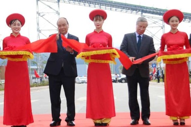 Thủ tướng Chính phủ cắt băng khánh thành Nhiệt điện Thái Bình