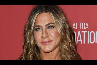 Jennifer Aniston nói về mối quan hệ với chồng cũ Brad Pitt