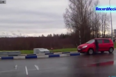 Khi phụ nữ lái xe... (P1)