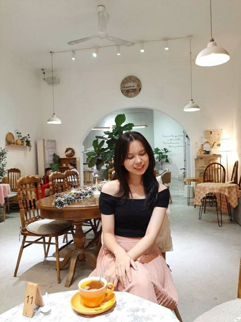 Vẻ đẹp mộc mạc của nữ sinh cuối cấp trong ảnh kỷ yếu độc đáo - 5 Vẻ đẹp mộc mạc của nữ sinh cuối cấp trong ảnh kỷ yếu độc đáo - 5