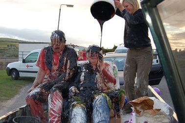 Những nghi lễ đám cưới “độc và lạ” nhất trên thế giới